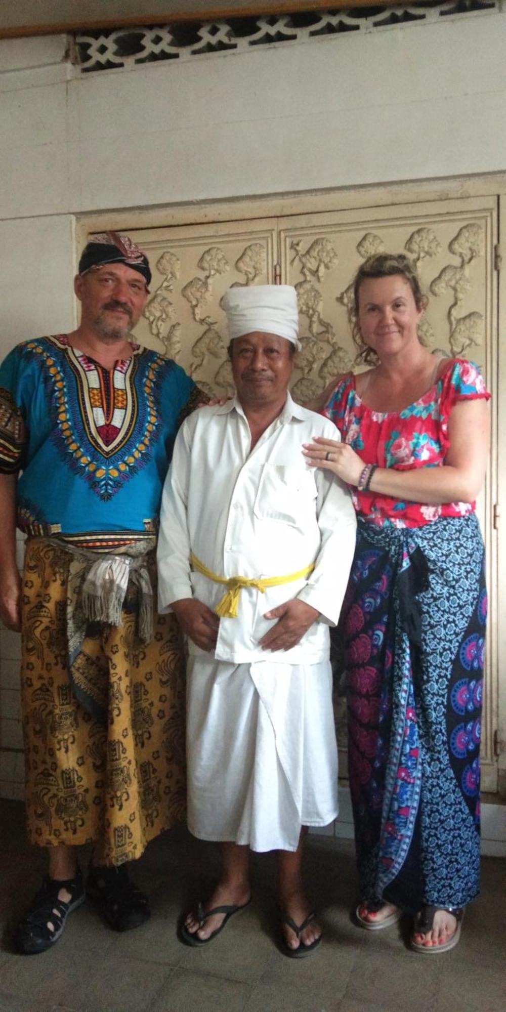Esa Di Kubu Homestay Singaraja Buitenkant foto